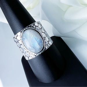 Vintage Style Handcrafted 925 Sterling Silver Moonstone Gemstone Ring Size 8